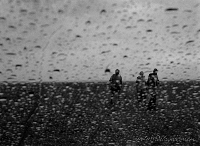 Instantanés - série noir et blanc - Pluie